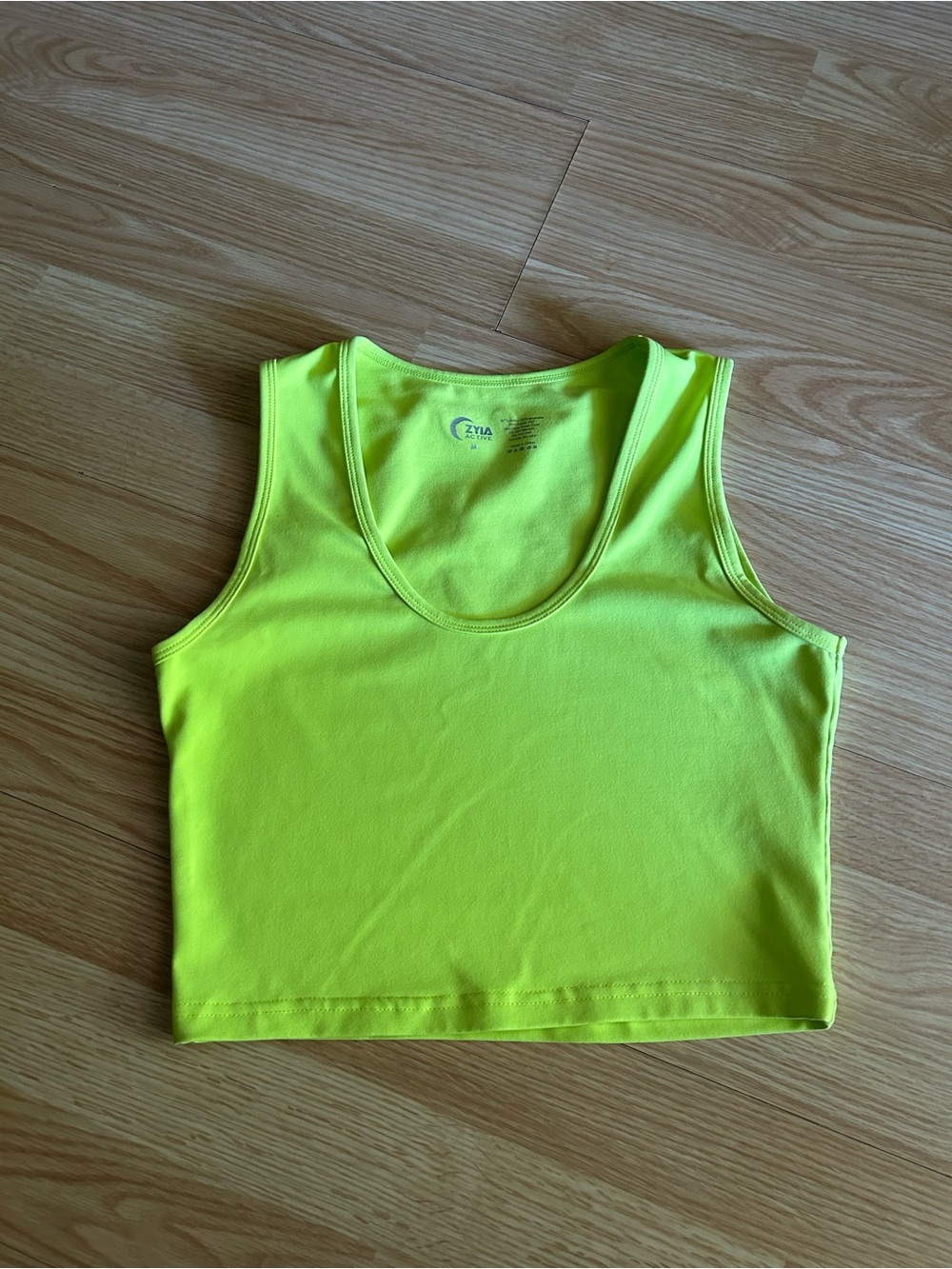 Zyia Active Neon Scoop Neck Stronger Tank Medium